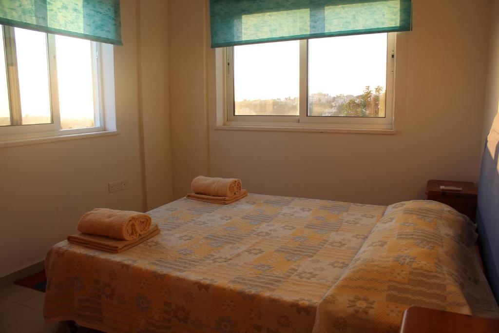 Apartamento Galatia'S Court Paphos Habitación foto