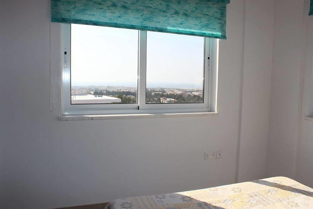 Apartamento Galatia'S Court Paphos Exterior foto
